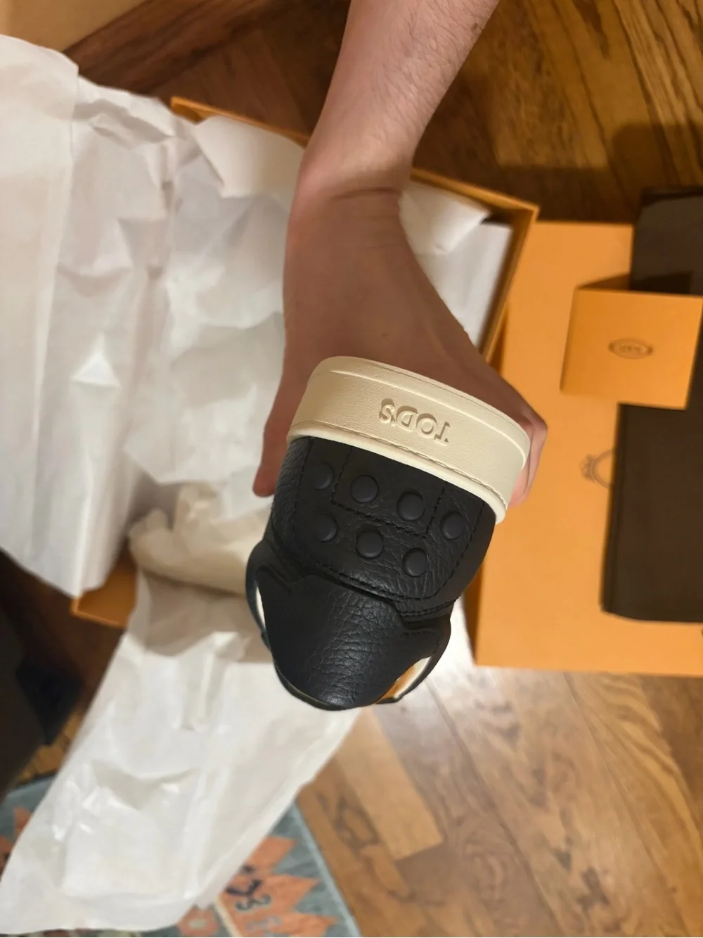 Tod's Black Leather Sneakers with Cream Sole Allacciata Cassetta Brand NEW NWT